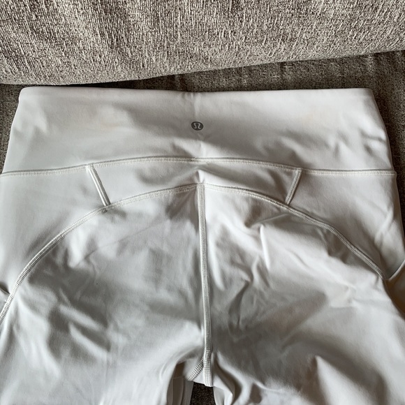 Like new white lululemon Capri tights - Picture 2 of 3